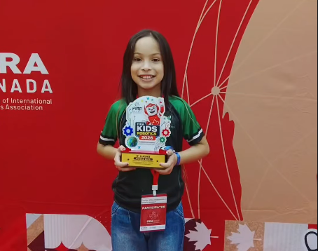 Alana Vitória e equipe Esmeralda Tech levam Nova Era à segunda colocação em campeonato de robótica no Canadá Alana Vitória e equipe Esmeralda Tech levam Nova Era à segunda colocação em campeonato de robótica no Canadá