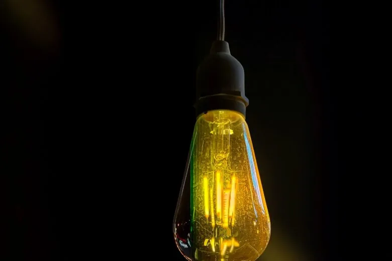 Família será indenizada após corte indevido de energia por “falta de pagamento” Família será indenizada após corte indevido de energia por “falta de pagamento”