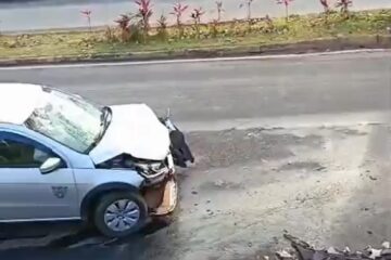 Motorista dorme ao volante e provoca acidente na avenida das Rosas, em Itabira