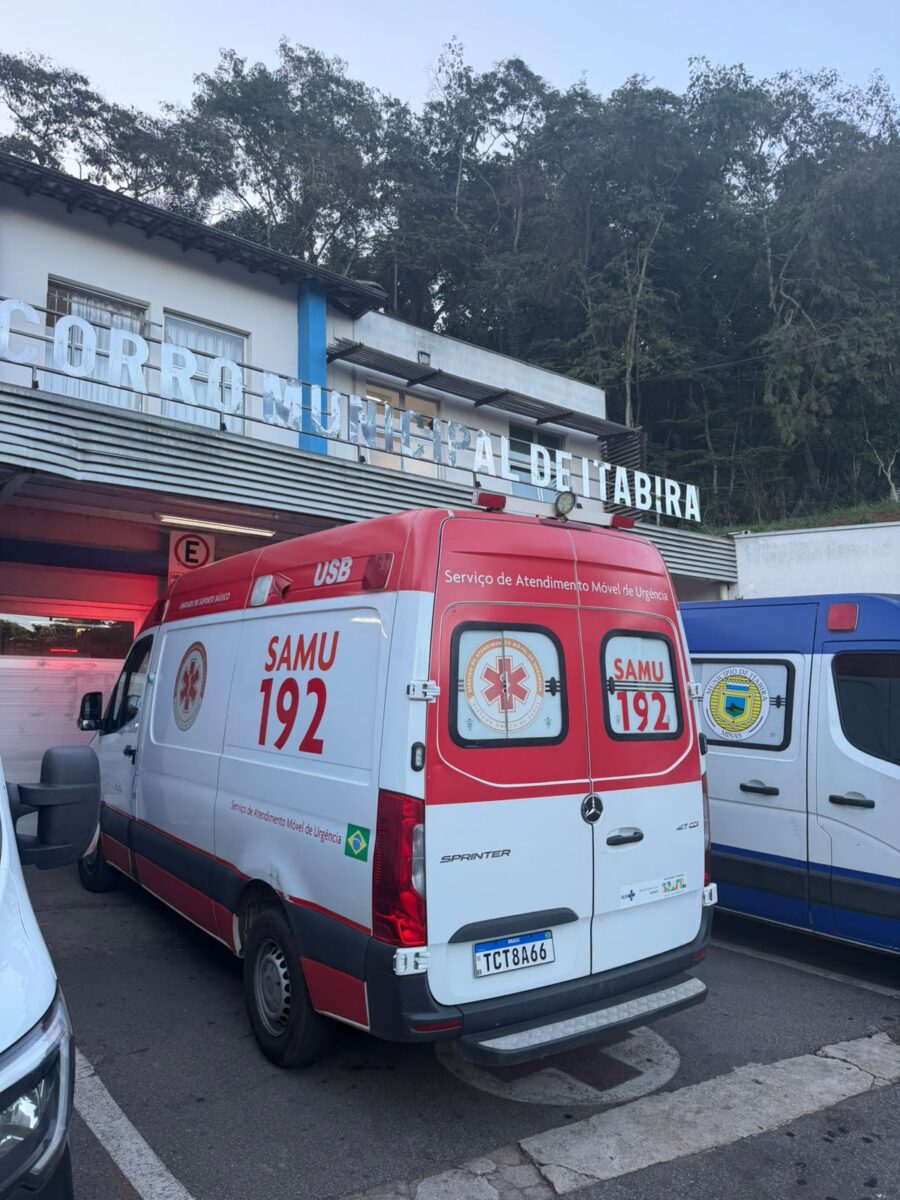 Motociclista sofre mal súbito, perde o controle da direção e bate em barranco na MGC-120, entre Itabira e Nova Era