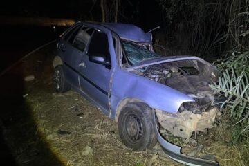 Colisão entre carro e caminhão deixa um morto e um ferido na MG-123, em Rio Piracicaba