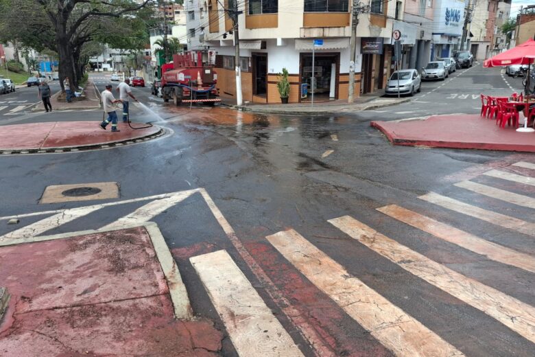 Serviço de drenagem é concluído e asfaltamento da avenida Daniel Jardim de Grisolia será realizado na próxima semana