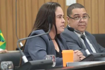 Após Marco Lage dizer que “todo bairro tem que ter uma praça”, Jordana Madeira pede construção no Boa Esperança