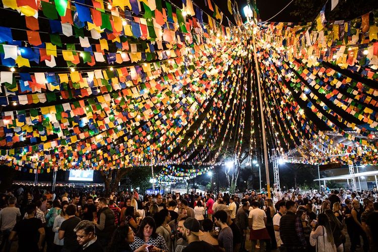 Arraial Cabeça Feita leva forró e gastronomia típica ao bairro Vila Santa Izabel em Itabira Arraial Cabeça Feita leva forró e gastronomia típica ao bairro Vila Santa Izabel em Itabira