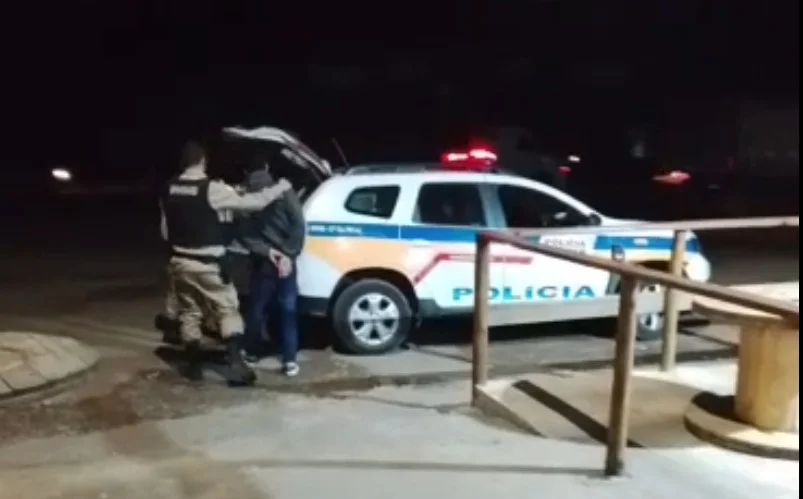 Homem é preso ao tentar furtar restaurante em João Monlevade