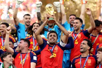 Espanha domina Argentina, vence na prorrogação e leva o bi da Copa do Mundo