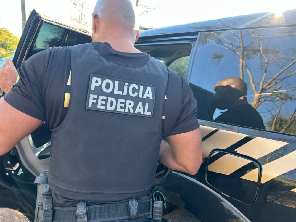 Polícia Federal prende padrasto suspeito de estuprar enteada de 9 anos e registrar abusos em vídeos em Minas