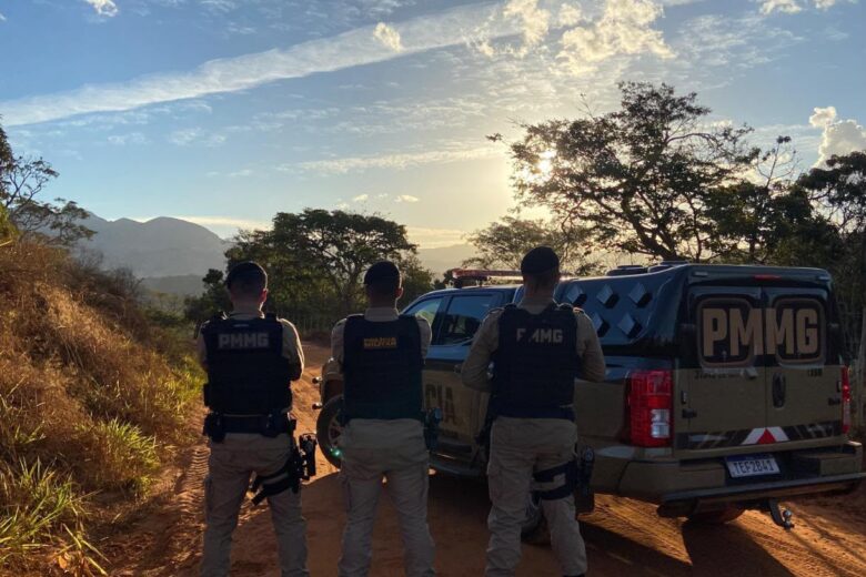 Polícia Militar desarticula ponto de tráfico e apreende cerca de três quilos de maconha em Barão de Cocais
