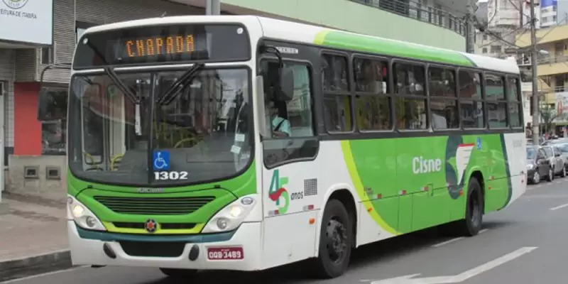 Cisne reduz horários de ônibus por causa da escassez de combustível