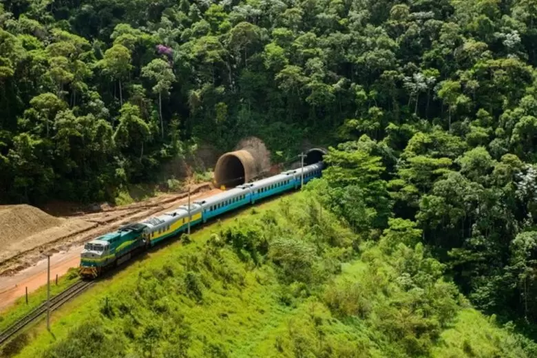 Estrada de Ferro Vitória a Minas: horário do Trem de Passageiros será alterado; confira! Estrada de Ferro Vitória a Minas: horário do Trem de Passageiros será alterado; confira!