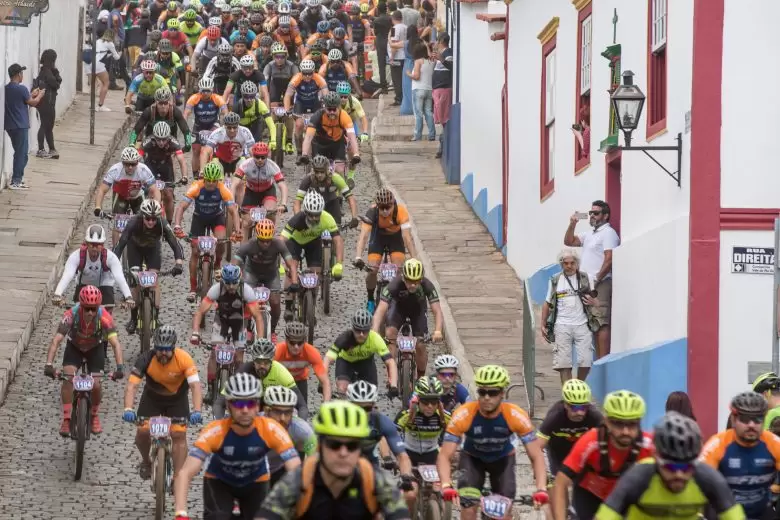 Mariana recebe dois mil ciclistas no Iron Biker Brasil Mariana recebe dois mil ciclistas no Iron Biker Brasil