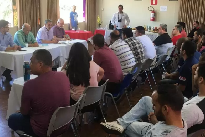 Metabase elenca reivindicações para acordo coletivo e já vê resistência da Vale Metabase elenca reivindicações para acordo coletivo e já vê resistência da Vale
