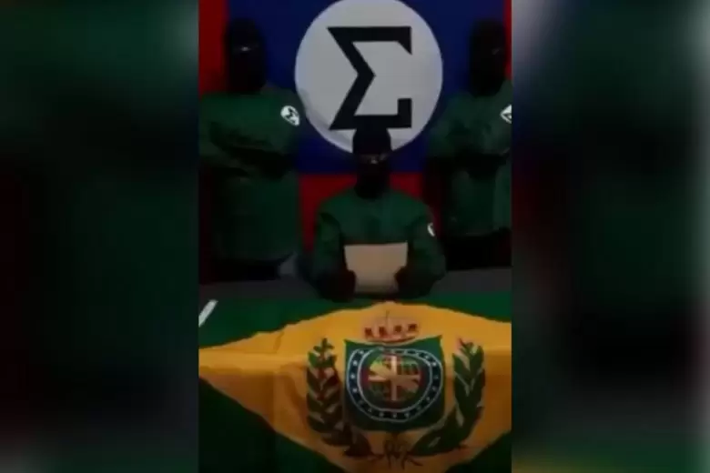 Integralistas reivindicam ataque à sede do Porta dos Fundos Integralistas reivindicam ataque à sede do Porta dos Fundos