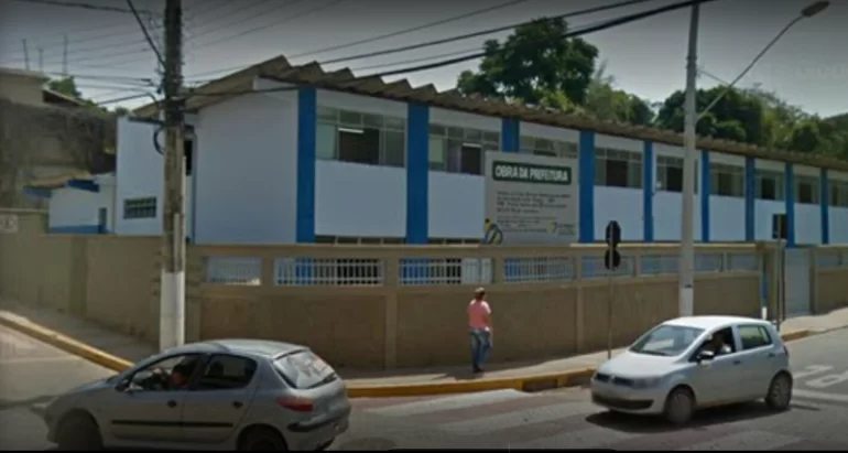Chuva destrói arquivos escolares e alunos precisam refazer matrícula em São Gonçalo