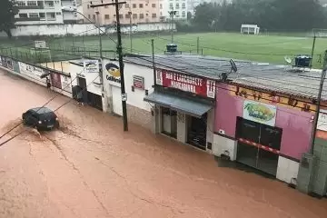 Chuvas voltam a causar inundações em Santa Maria de Itabira