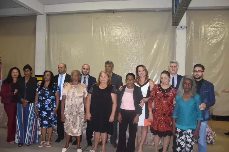 Câmara de São Gonçalo presta homenagem às mulheres Câmara de São Gonçalo presta homenagem às mulheres