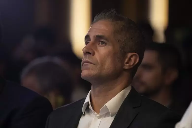 Sylvinho questiona possível volta de Neymar ao Barcelona: “quem vai dizer que não pode?” Sylvinho questiona possível volta de Neymar ao Barcelona: “quem vai dizer que não pode?”
