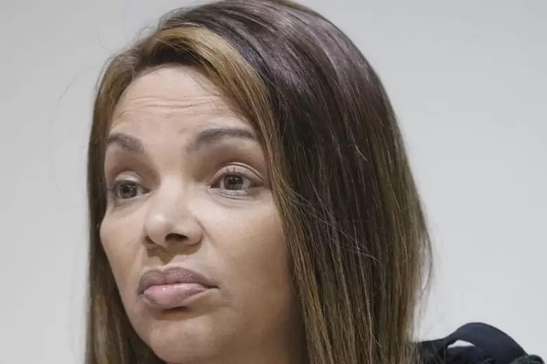 Urgente: após perder foro privilegiado, ex-deputada Flordelis é presa no Rio
