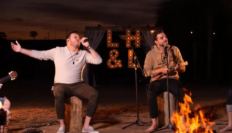 Luiz Henrique e Léo lançam a inédita “Mudei Demais”, presente no EP “Fogueira” Luiz Henrique e Léo lançam a inédita “Mudei Demais”, presente no EP “Fogueira”