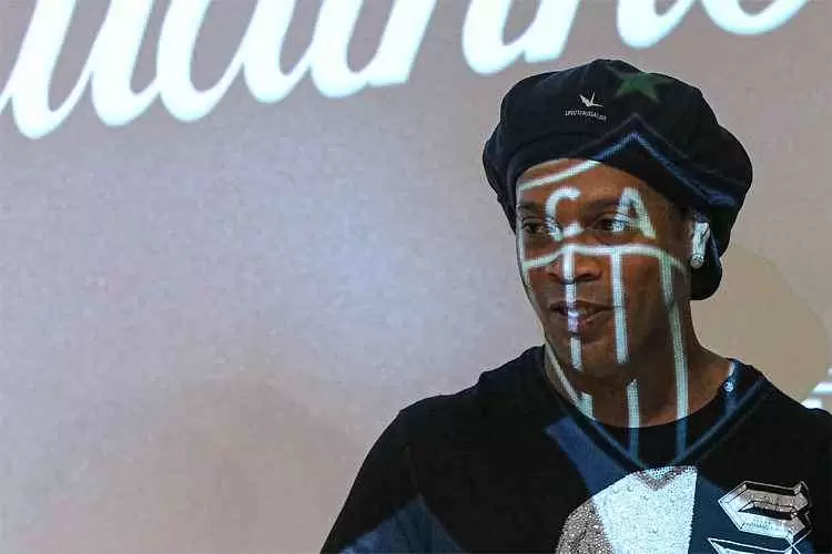 Ronaldinho Gaúcho volta a Belo Horizonte para visitar obra da Arena MRV Ronaldinho Gaúcho volta a Belo Horizonte para visitar obra da Arena MRV
