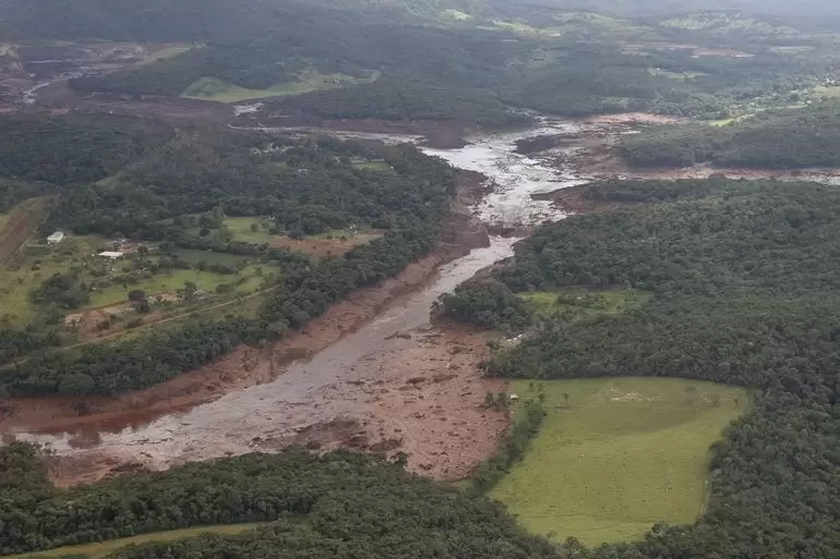 Vale pode pagar indenização bilionária ao Estado de Minas Gerais Vale pode pagar indenização bilionária ao Estado de Minas Gerais