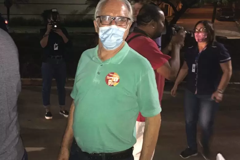 Laércio Ribeiro é eleito prefeito de Monlevade com 36,11% dos votos Laércio Ribeiro é eleito prefeito de Monlevade com 36,11% dos votos