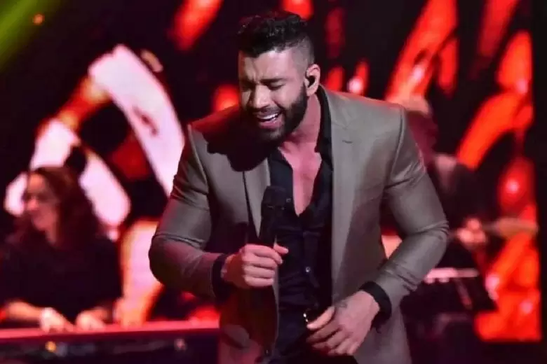 Gusttavo Lima aparece muito magro em live e fãs se desesperam com estado de saúde do cantor