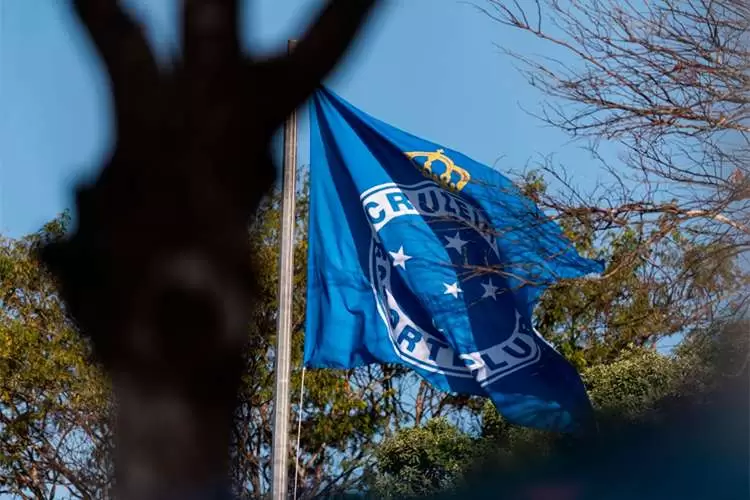 Cruzeiro aponta resultado negativo de R$ 343 milhões em balancete