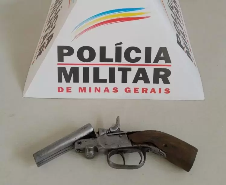 Bebê de cinco meses é baleada durante troca de tiros em Ponte Nova