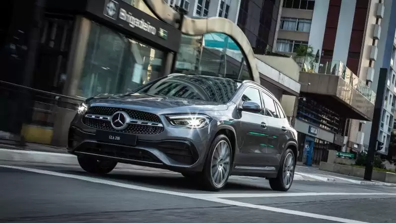 Mercedes-Benz GLA 200 AMG Line é lançado oficialmente no Brasil Mercedes-Benz GLA 200 AMG Line é lançado oficialmente no Brasil