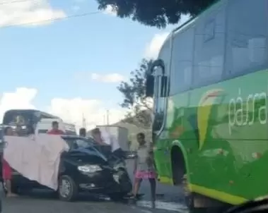 BR-381: acidente interdita o trânsito na região de Sabará BR-381: acidente interdita o trânsito na região de Sabará