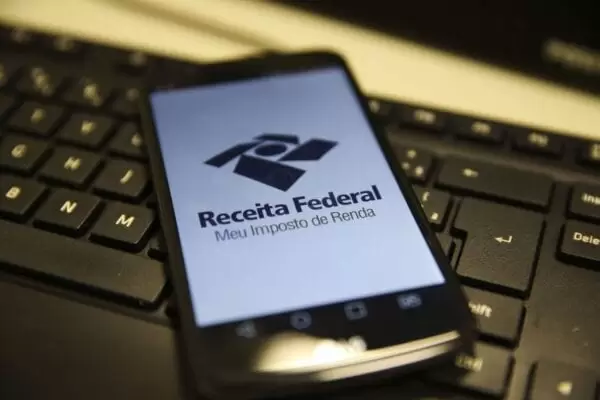 Receita Federal libera programa do Imposto de Renda 2025; prazo de entrega começa na segunda-feira