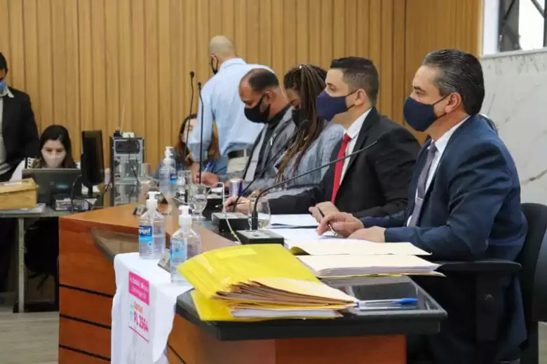 Câmara de Itabira aprova Refis e fundo de amparo a empreendedores Câmara de Itabira aprova Refis e fundo de amparo a empreendedores