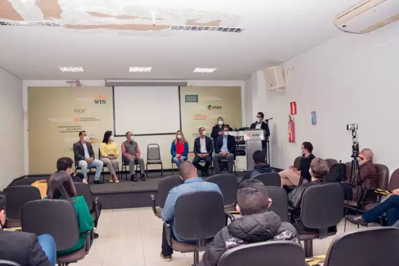 Prefeito de Itabira afirma não ter interesse em grande presídio; objetivo é unida de pequeno porte Prefeito de Itabira afirma não ter interesse em grande presídio; objetivo é unida de pequeno porte