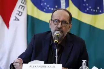 Alexandre Kalil é denunciado pelo Ministério Público por corrupção passiva