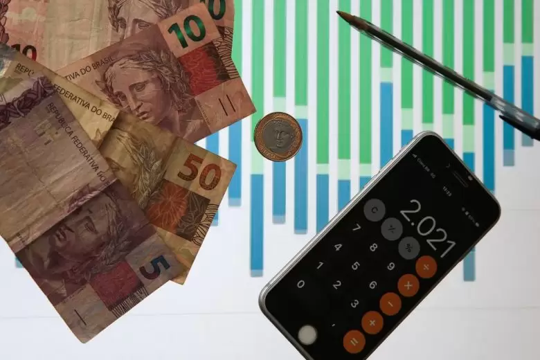 Brasil sentirá impactos econômicos da pandemia até 2050, diz pesquisa Brasil sentirá impactos econômicos da pandemia até 2050, diz pesquisa