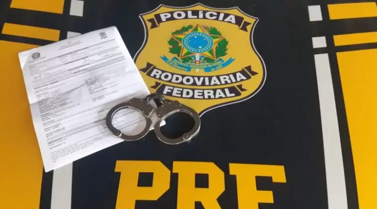 Chefe do Comando Vermelho no Ceará é preso pela PRF em Minas Chefe do Comando Vermelho no Ceará é preso pela PRF em Minas