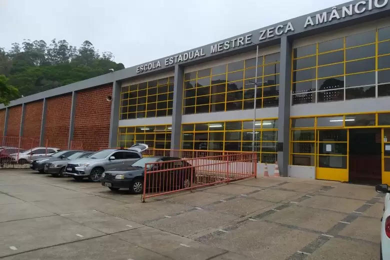 EEMZA oferece vagas para o ensino fundamental II, ensino médio, cursos técnicos e EJA EEMZA oferece vagas para o ensino fundamental II, ensino médio, cursos técnicos e EJA