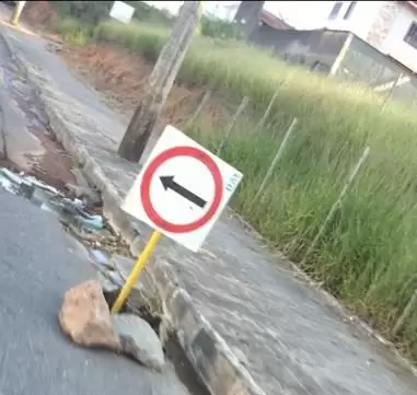 “Crateras” na avenida Alberto Lima e rua Nova York geram revolta de vereadores em Monlevade