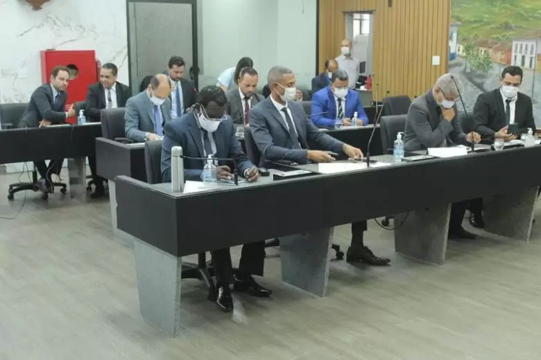 Corpo de Bombeiros utilizará a tribuna da Câmara de Itabira para alertar sobre queimadas Corpo de Bombeiros utilizará a tribuna da Câmara de Itabira para alertar sobre queimadas