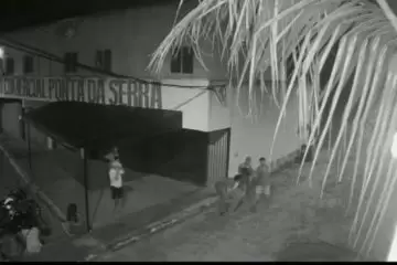 Assista o vídeo: mulher é estuprada após ser deixada desacordada na rua