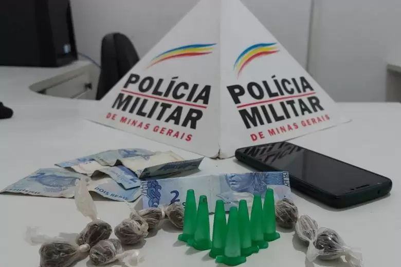 Adolescente é apreendido com drogas no Bela Vista Adolescente é apreendido com drogas no Bela Vista