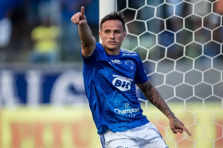 Cruzeiro vence o Grêmio e festeja a vice-liderança; veja o gol Cruzeiro vence o Grêmio e festeja a vice-liderança; veja o gol