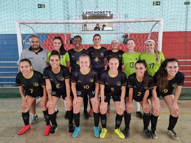 Imparáveis! Equipe de futsal feminino de Monlevade vence em Pará de Minas