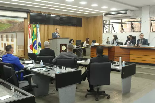 Bernardo Rosa se despede da Câmara de Itabira com discurso emocionado