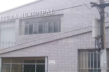 Queda do FPM: Ferros e Santa Maria de Itabira sofrem demissões e cortes de investimentos