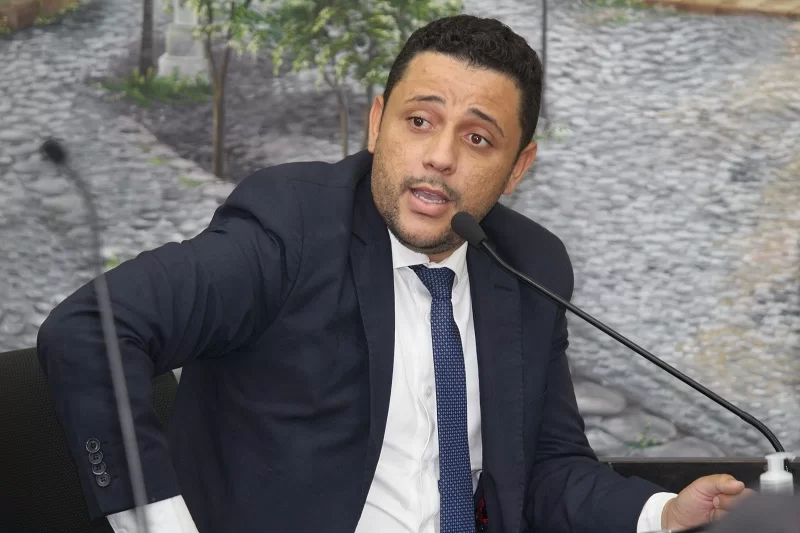 Rose Félix quer audiência pública para discutir a concessão das linhas de ônibus em Itabira