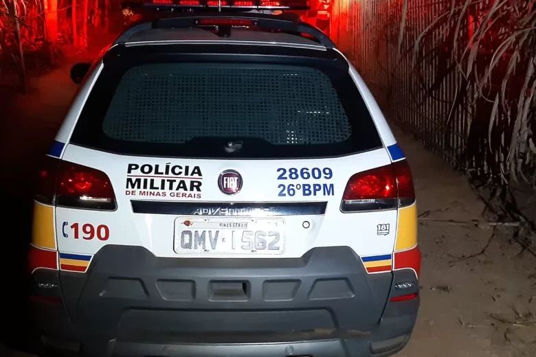 Homem morre após ser esfaqueado na zona rural de Ferros Homem morre após ser esfaqueado na zona rural de Ferros