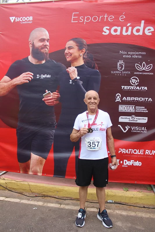 "Não pode ter preguiça, tem que ter disciplina", aconselha José de Oliveira, o mais velho a participar da Pratique Run - DeFato 30 Anos