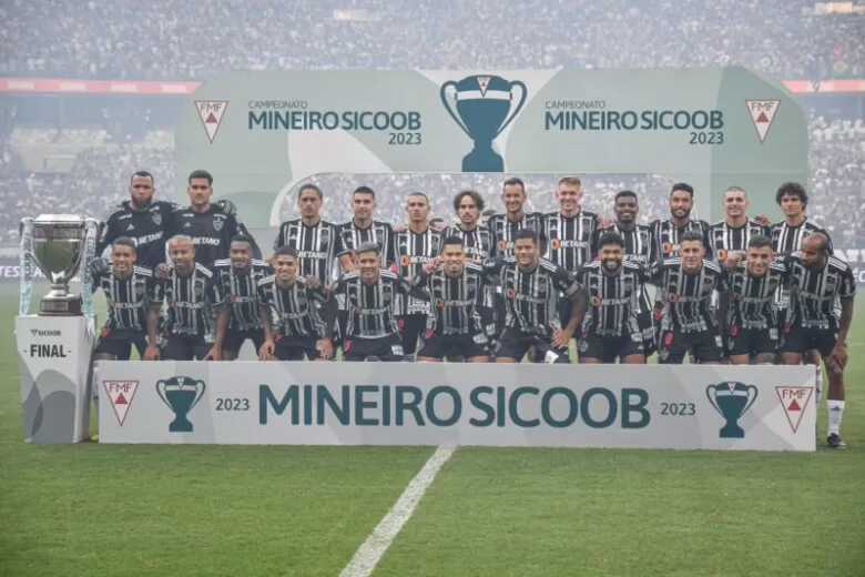 É CAMpeão! Hulk decide e Atlético conquista o tetra do Mineiro É CAMpeão! Hulk decide e Atlético conquista o tetra do Mineiro